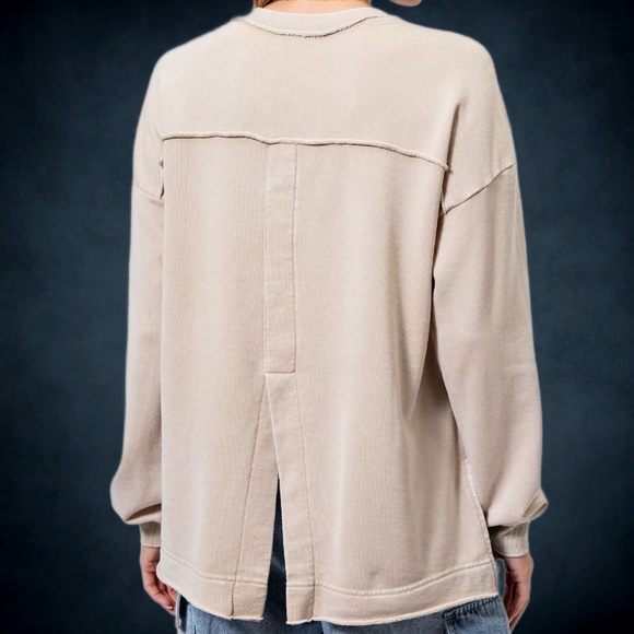 EASEL "All Good Things" Loose & Soft Mineral Washed Top V-Neck Side & Back Slits - Picture 9 of 13